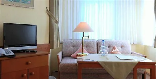 Schober Am Kurpark 3*